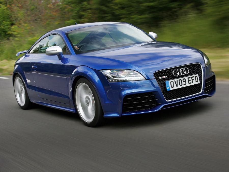  Audi TT RS Coupe (8J) 2009 года  (UK) (фото 19 из 21)